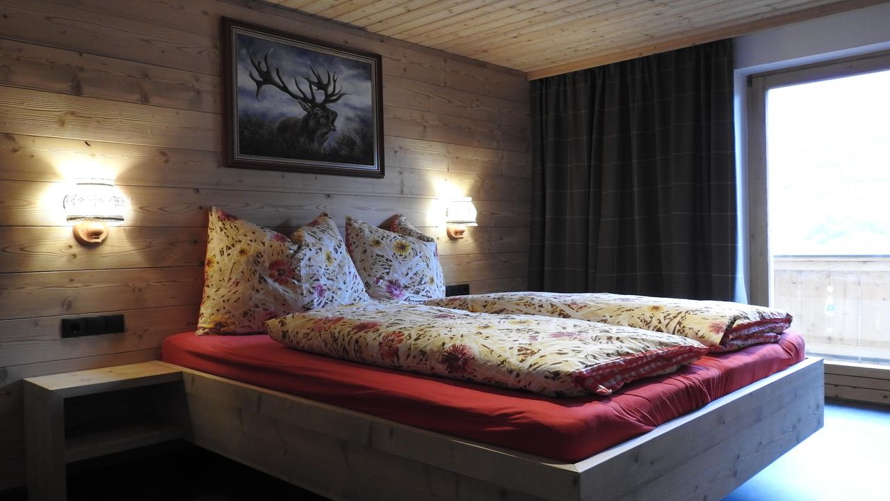 BedRoom BedRoom